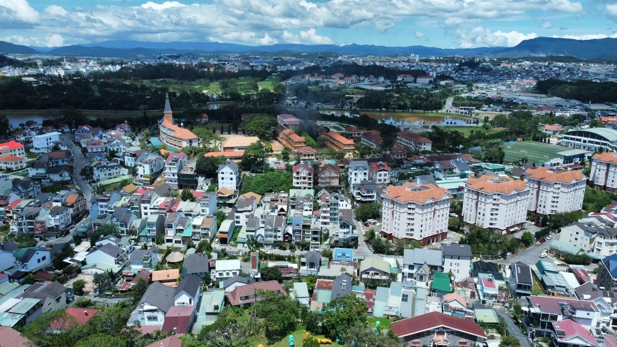 Bán nhà 236m2 mặt tiền 13,8m Nguyễn Trãi Đà Lạt - Ảnh 1