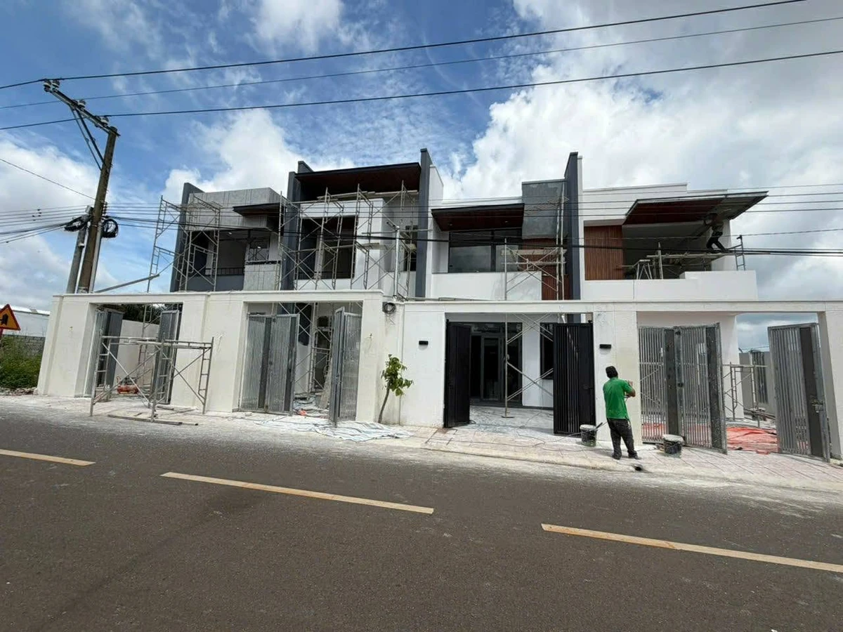 Bán nhà mặt tiền 5x20m, 3 phòng ngủ, giá 2,3 tỷ tại Phường Long Khánh, Đồng Nai - Ảnh thu nhỏ 4