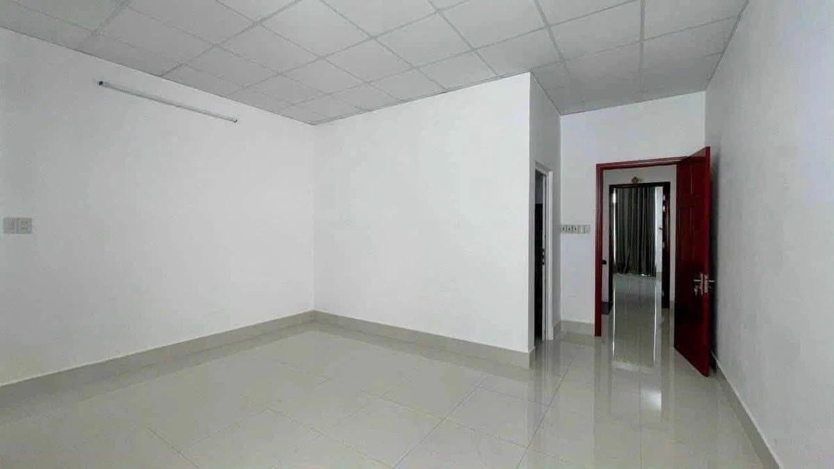 Bán nhà C9 3 phòng ngủ 110m² Rạch Giá 3,2 tỷ - Ảnh thu nhỏ 2