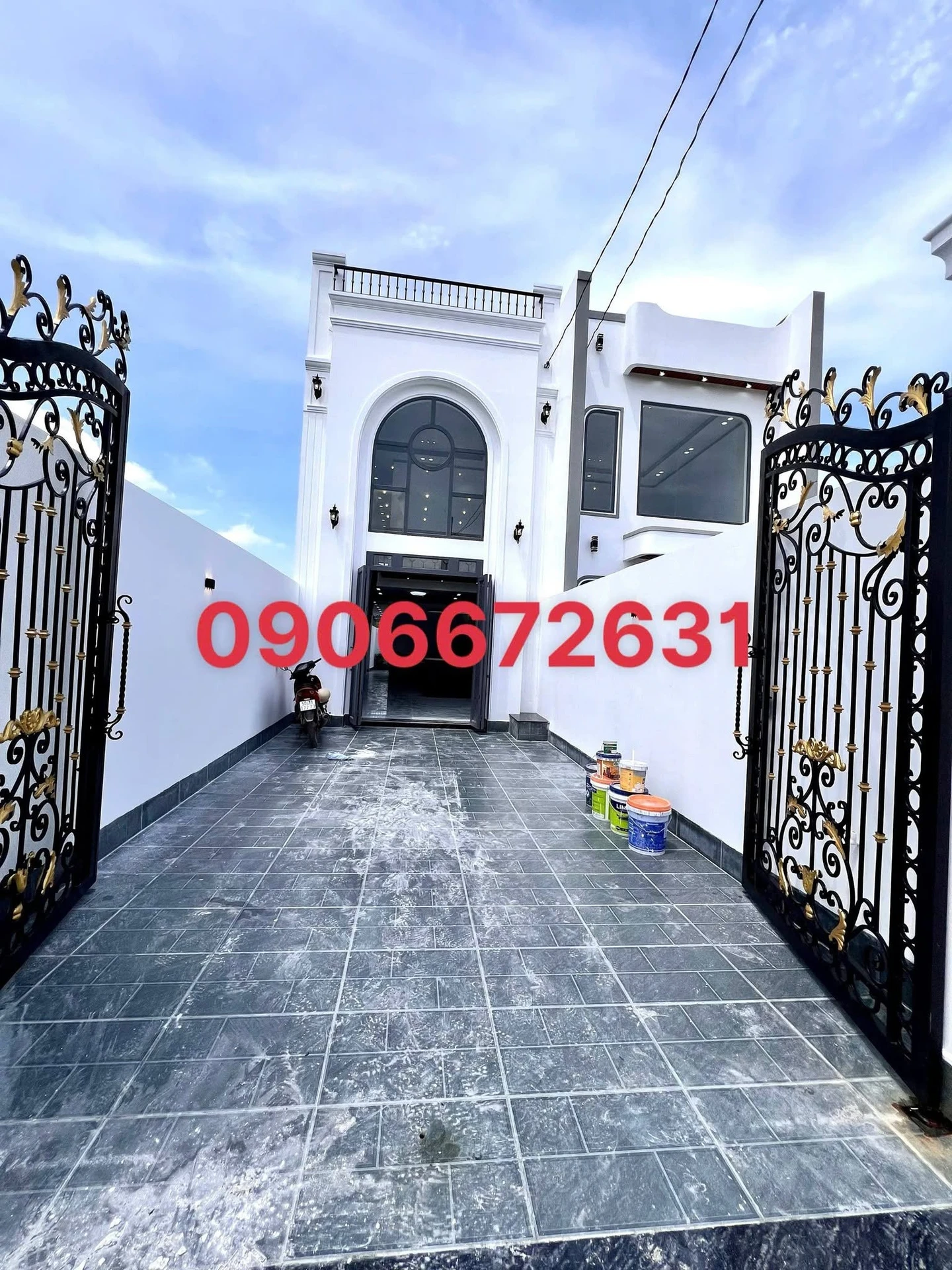 Bán nhà sổ hồng riêng 149m2, 3PN 3WC, sân ô tô, vườn rộng tại Đức Lập, Tây Ninh - Ảnh 1