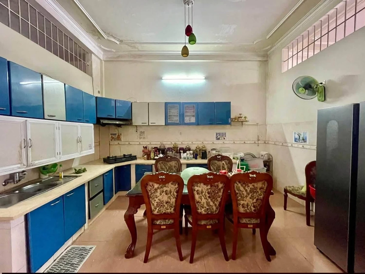 Nhà bán 3 tầng 370m² đường Nguyễn Công Mậu, 4 tỷ - Ảnh thu nhỏ 3
