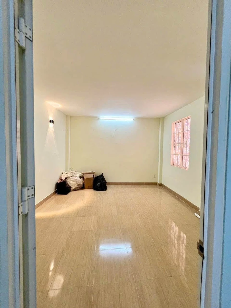 Bán nhà phố Tôn Thất Thuyết Q.4, 3PN, 80m2, 4 tỷ - Ảnh thu nhỏ 3