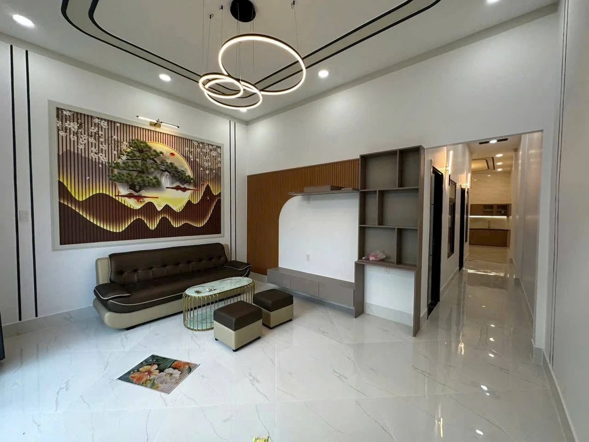 Bán nhà 100m² gần Ngã 4 Tú Điền, Bình Chánh, giá 1,65 tỷ - Ảnh thu nhỏ 2