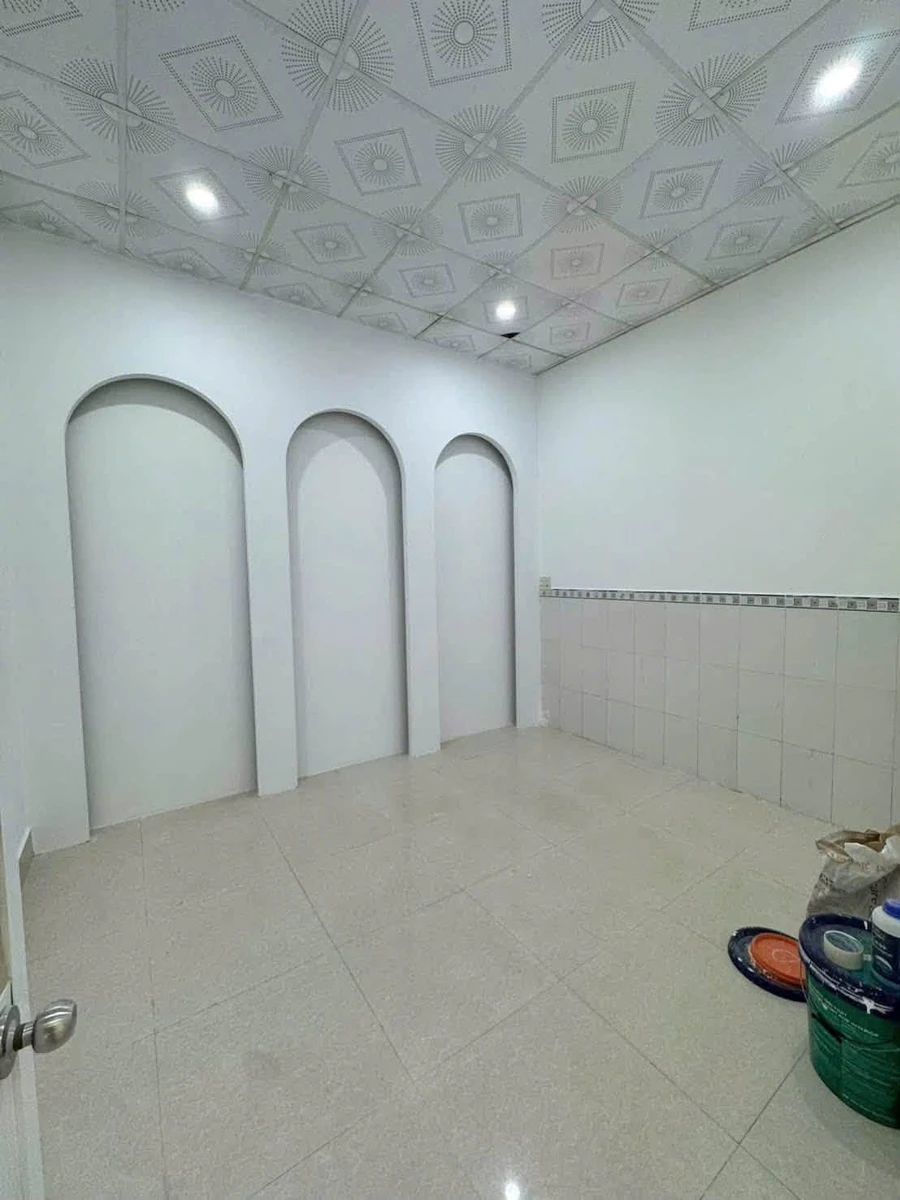Cho thuê nhà mặt tiền 100m² Phạm Hùng, Rạch Giá, 6 triệu/tháng - Ảnh thu nhỏ 2