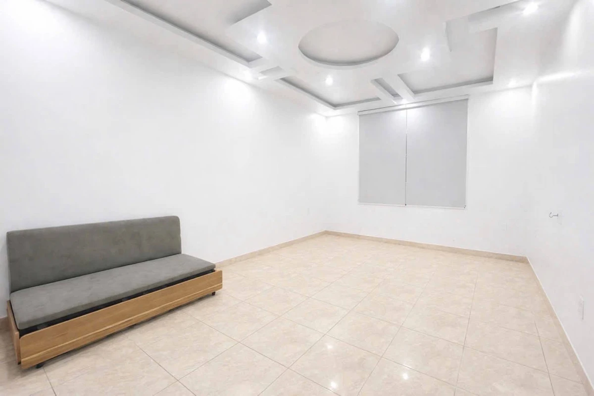 Bán nhà 3 tầng 75m2 đường Thiên Lôi giá 3 tỷ, tặng nội thất - Ảnh thu nhỏ 3