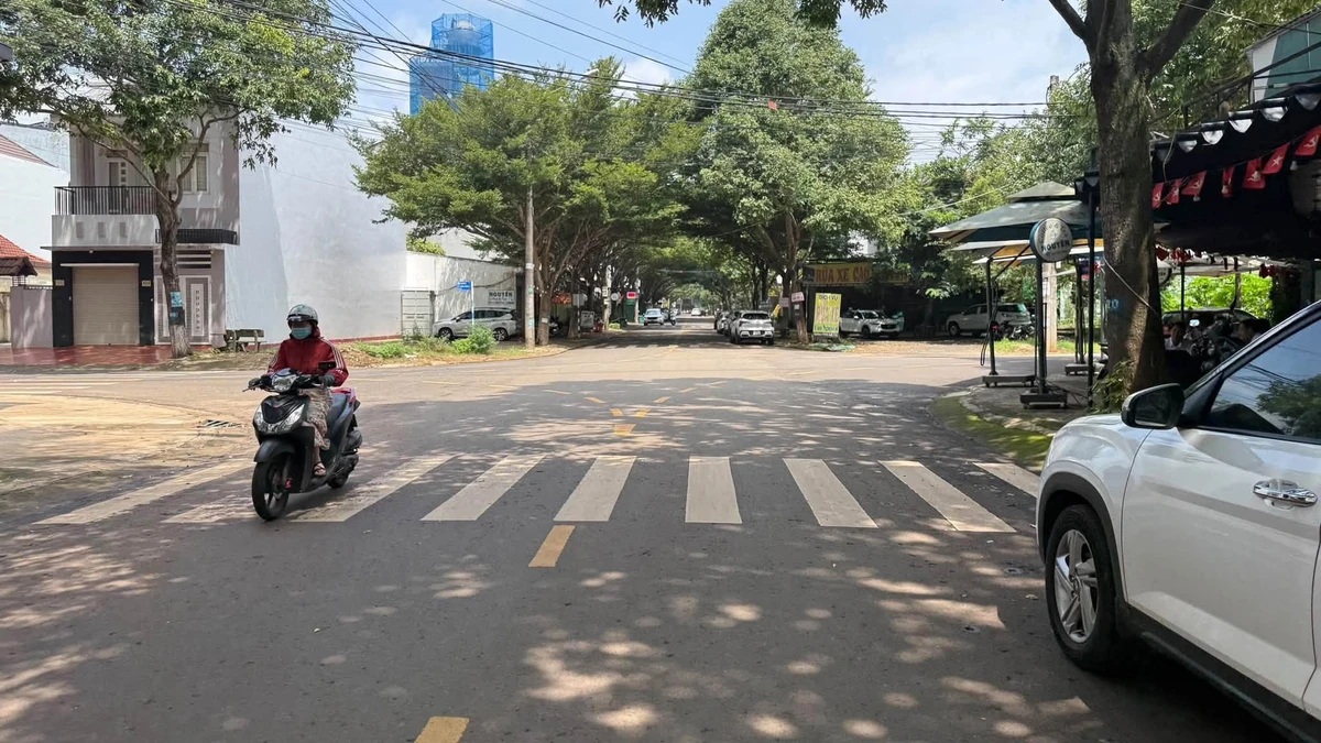 Bán đất mặt tiền Văn Tiến Dũng Buôn Ma Thuột, 240m² - Ảnh thu nhỏ 3