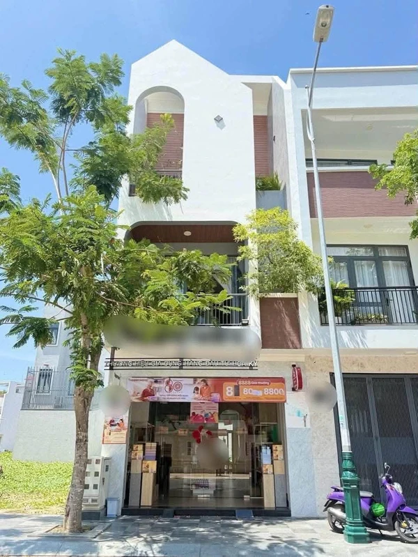 Bán nhà 1 trệt 2 lầu 250m2 Phan Thiết, 7,9 tỷ