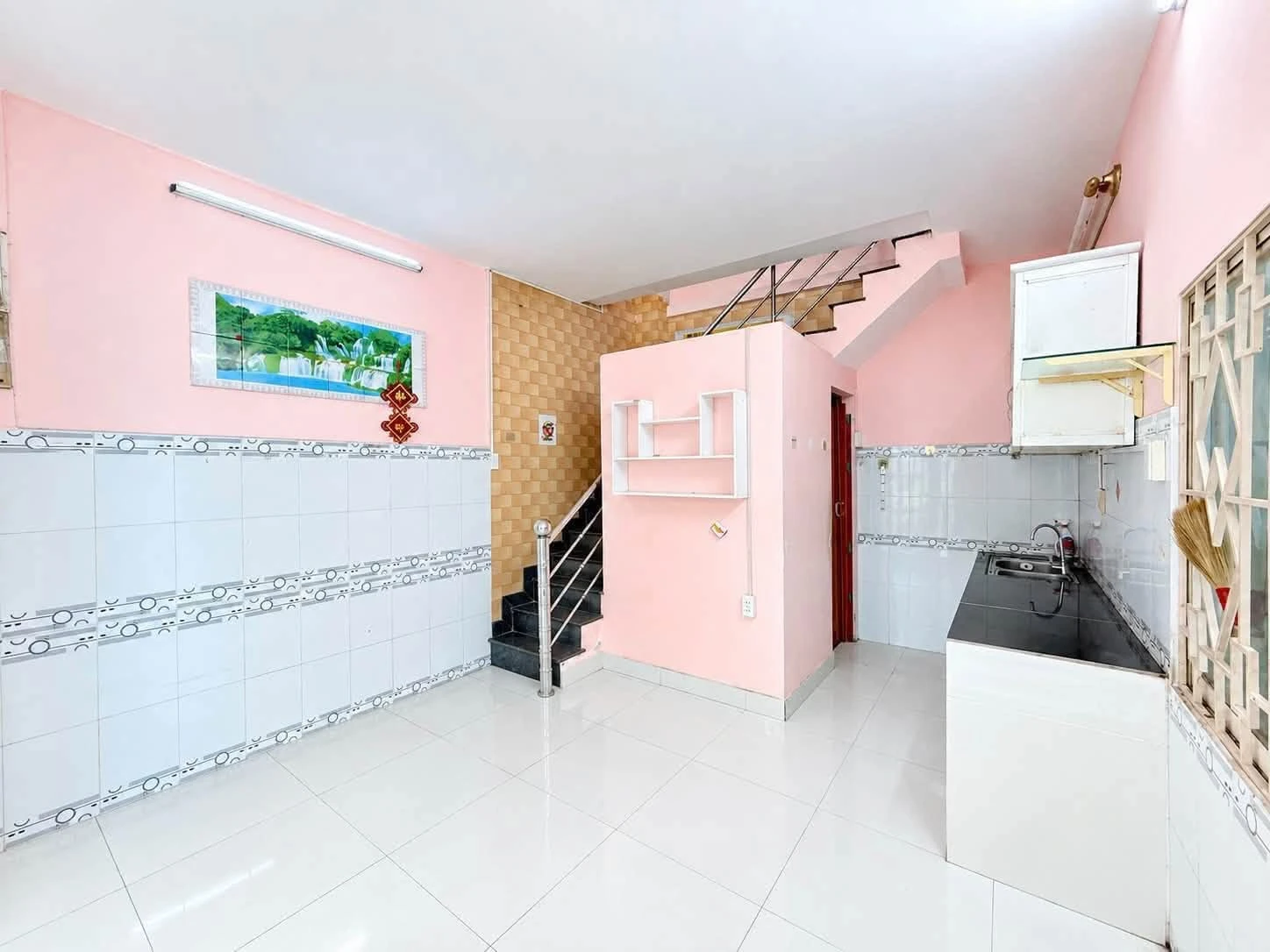 Bán nhà lô góc 2 tầng 47m² hẻm Hoàng Hoa Thám, Bình Thạnh, giá 3,5 tỷ - Ảnh 1