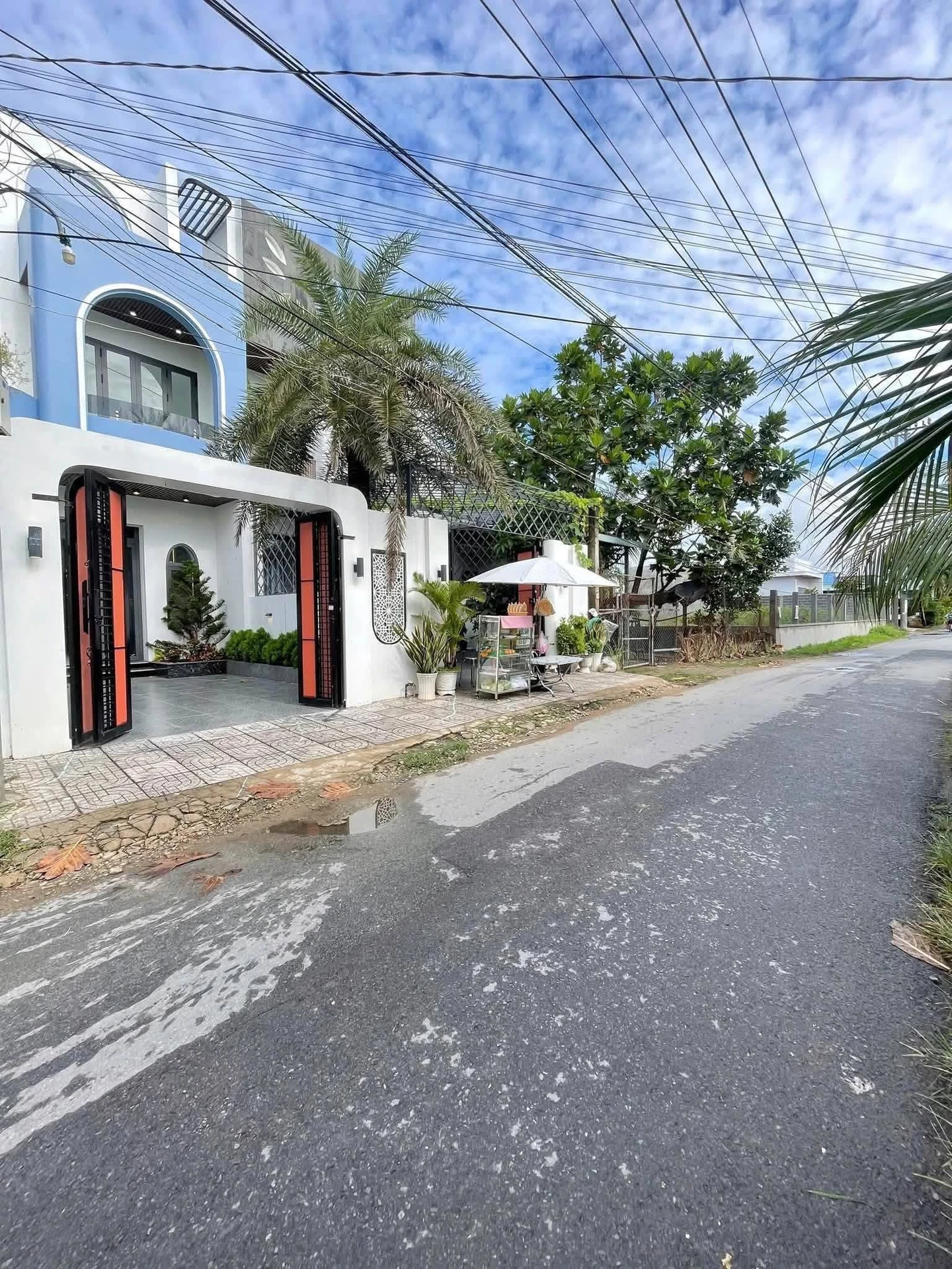 Bán nhà 1 trệt 1 lầu 5x23m mặt tiền nhựa kênh xã Long Trạch, Cần Đước, Long An - Ảnh 1