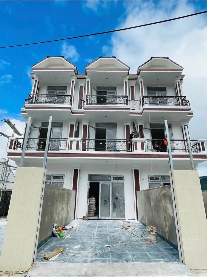 Bán nhà 3 tầng 4 phòng ngủ Thái Phiên Đà Lạt từ 3,1 tỷ - Ảnh 1