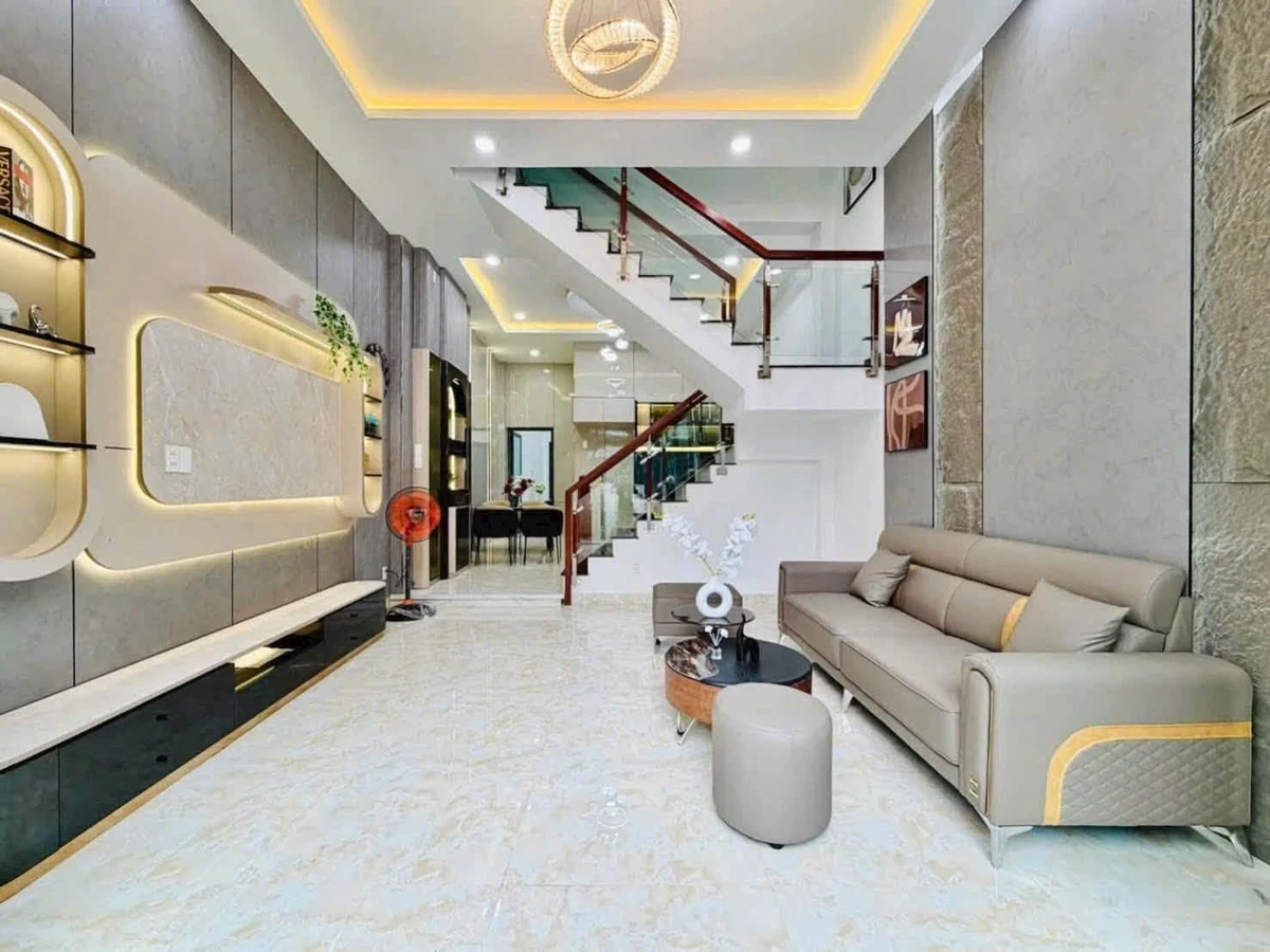 Bán nhà 81m² 4 phòng ngủ full nội thất Gò Vấp 6,15 tỷ - Ảnh thu nhỏ 3