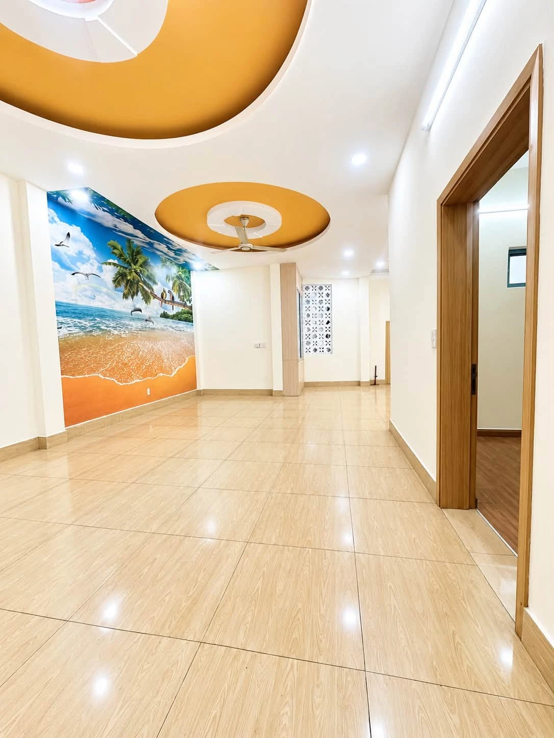 Bán nhà 2 tầng mặt tiền 107m² Trường Thọ, Thủ Đức, giá 8,6 tỷ - Ảnh 1