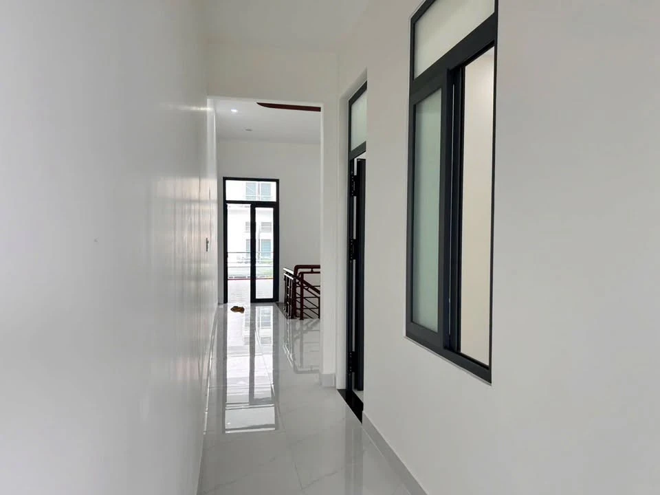 Bán nhà 2 tầng mặt tiền Trần Thái Tông 100m² Q.5 - Ảnh thu nhỏ 5