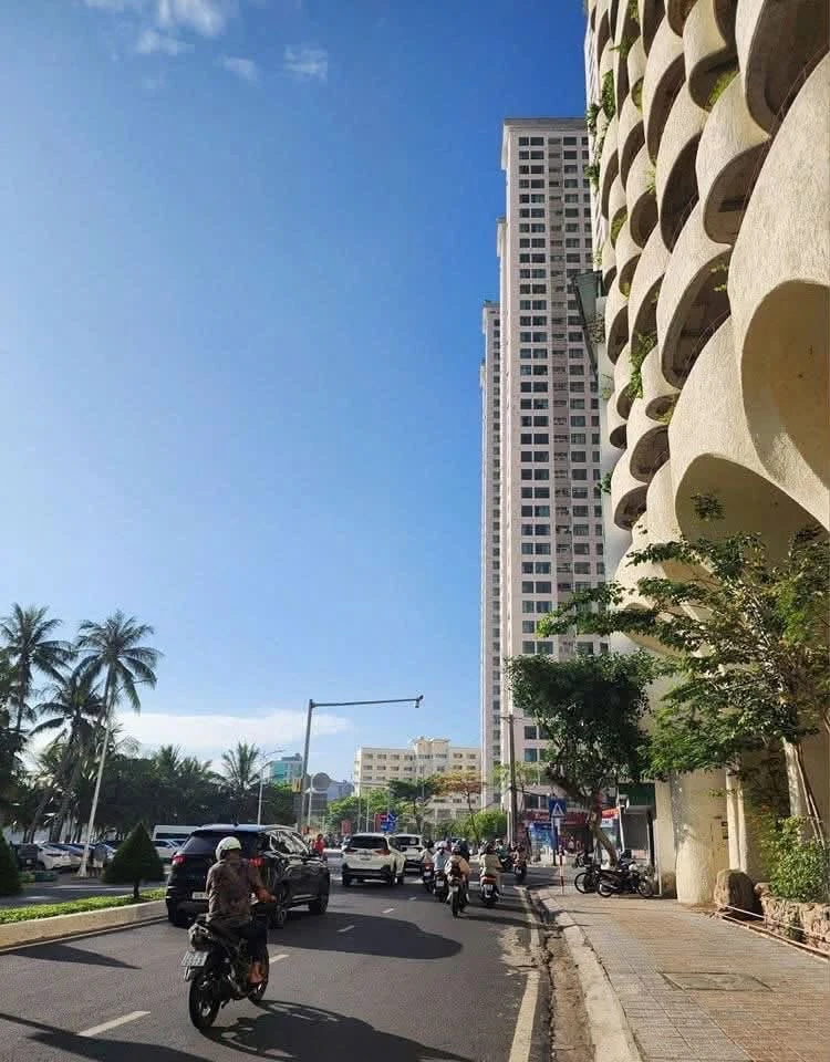 Bán tòa căn hộ 7 tầng gần biển 92,5m², doanh thu cao - Ảnh thu nhỏ 3