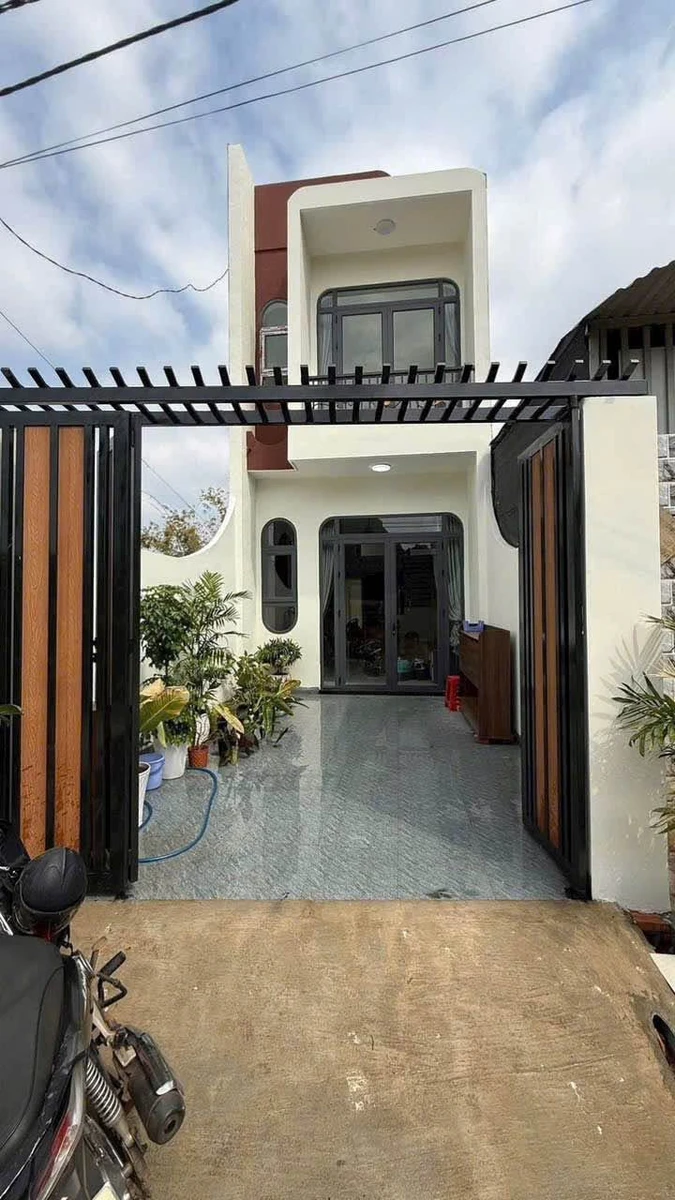 Bán nhà 3 PN 100m2 hẻm Trần Quý Cáp Buôn Ma Thuột - Ảnh thu nhỏ 2