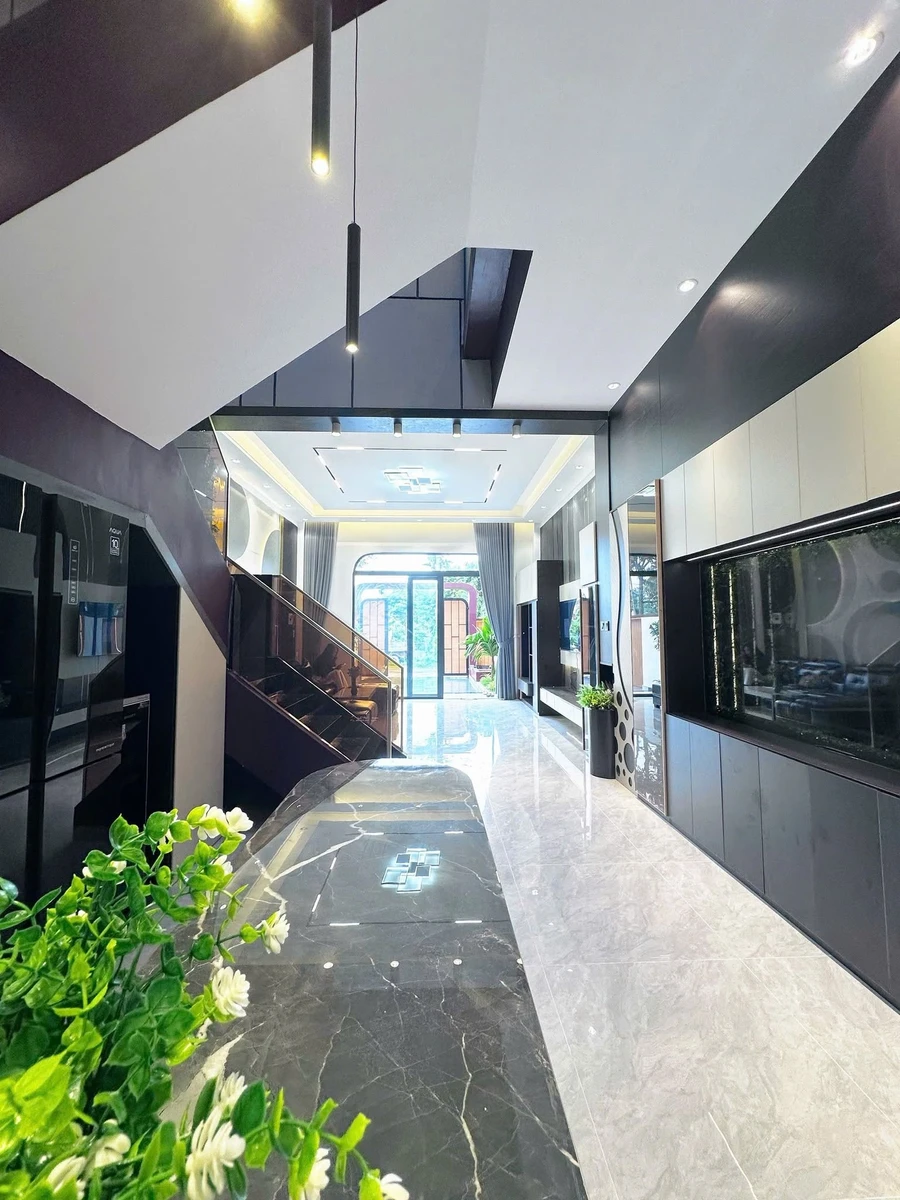 Bán nhà 1 trệt 1 lầu 250m² Y Wang, full nội thất, view suối - Ảnh thu nhỏ 4