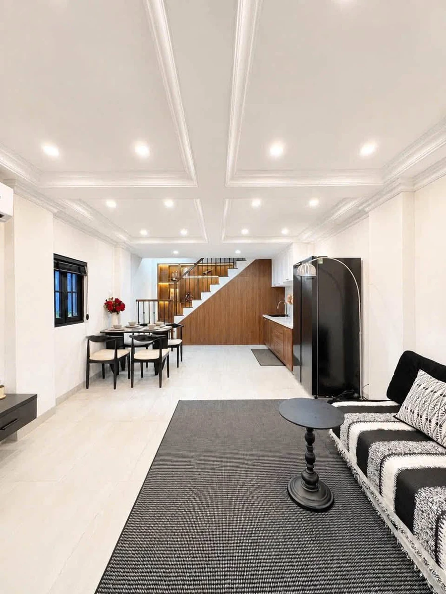Bán nhà hẻm 3 tầng 4x10m 3PN Nguyễn Thị Minh Khai Phường 5 Quận 3, giá 6,95 tỷ - Ảnh 1
