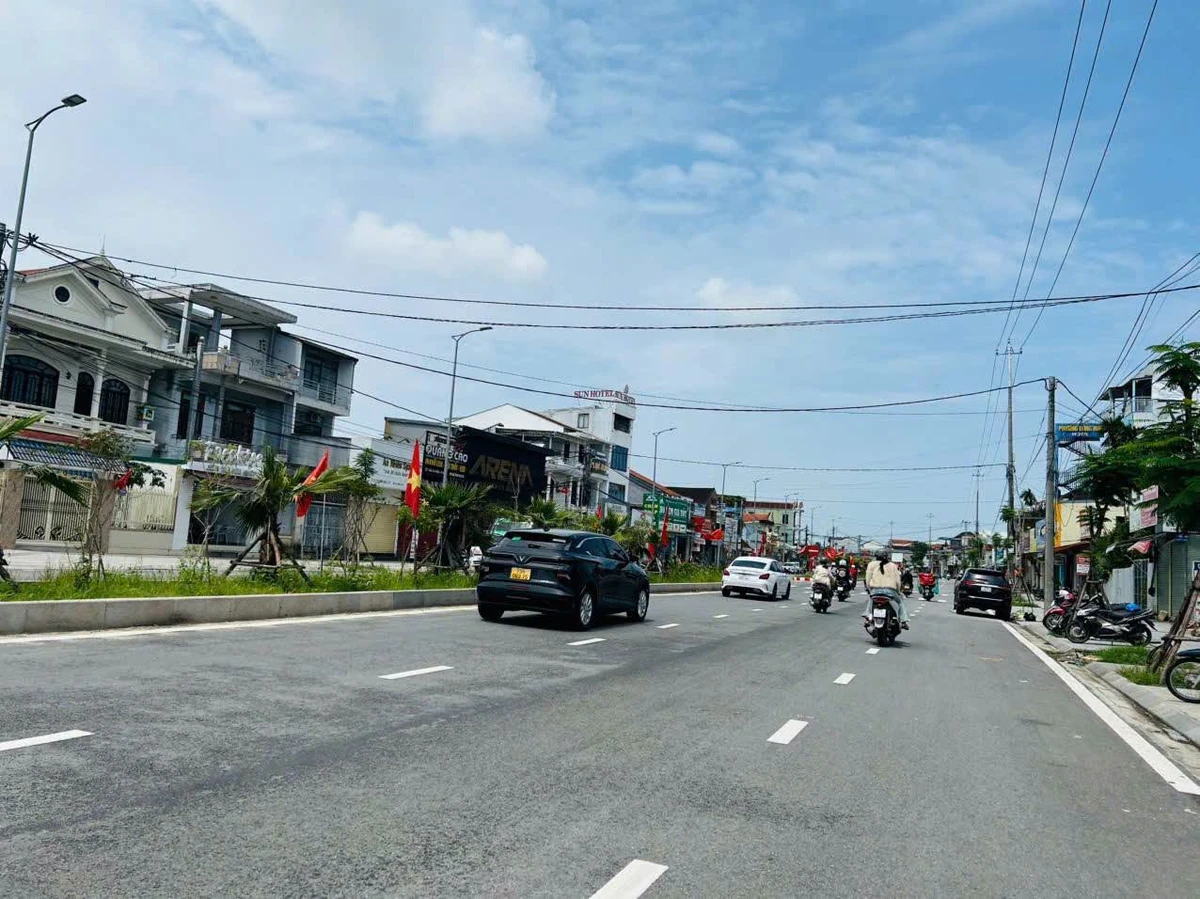 Bán mặt tiền Phạm Văn Đồng, Huế, 160m2, 13 tỷ - Ảnh thu nhỏ 2