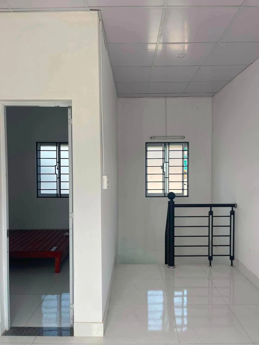 Bán nhà 2 tầng 44m² Bạch Đằng 1,59 tỷ - Ảnh 1