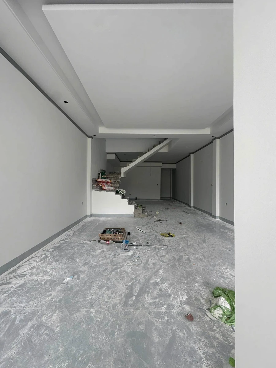 Bán nhà cấp 4 hẻm ô tô 303 Y Wang, diện tích 5x20m, giá 2,55 tỷ - Ảnh thu nhỏ 3