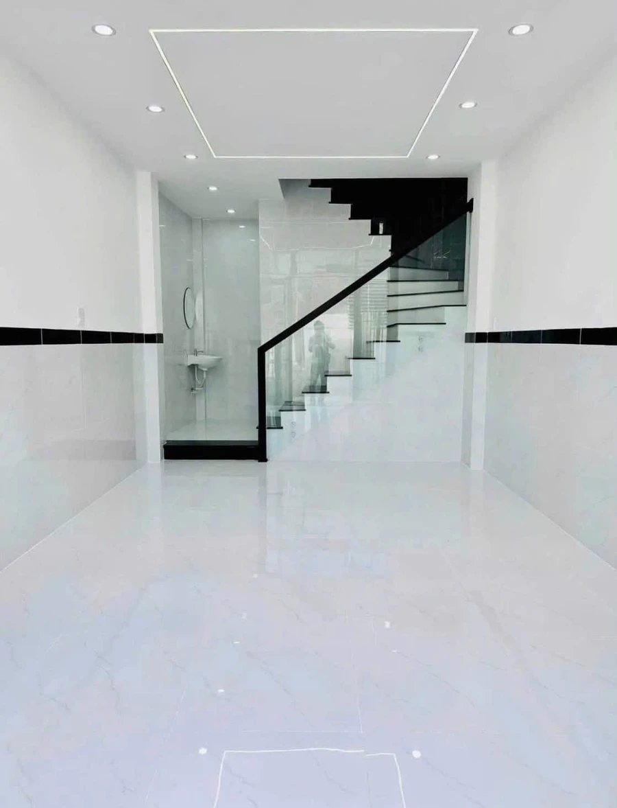 Bán nhà 3,5 tầng 105m² Hoàng Văn Thụ, Quy Nhơn - 2,85 tỷ - Ảnh thu nhỏ 3