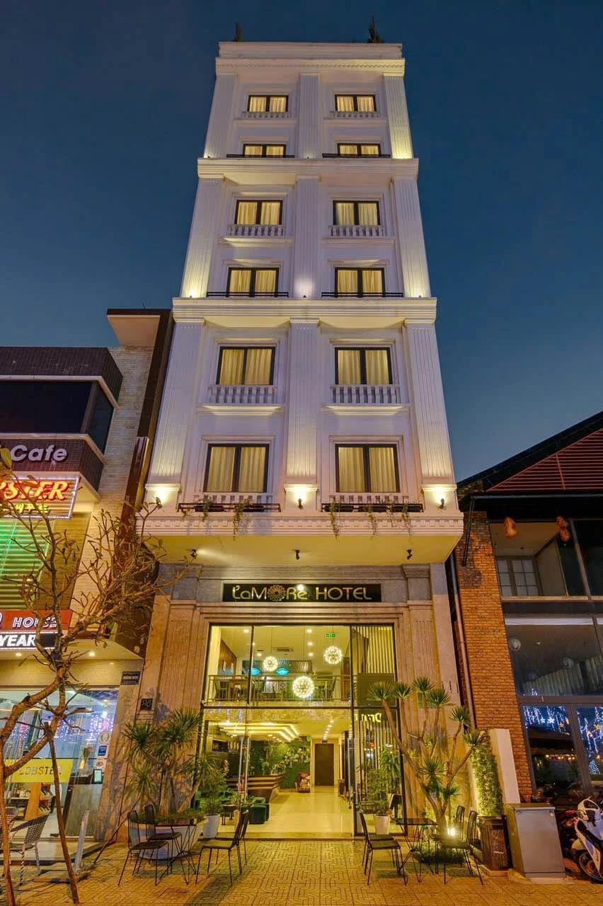 Chuyển nhượng khách sạn 30 phòng mặt tiền Võ Nguyên Giáp, Đà Nẵng - Ảnh 1