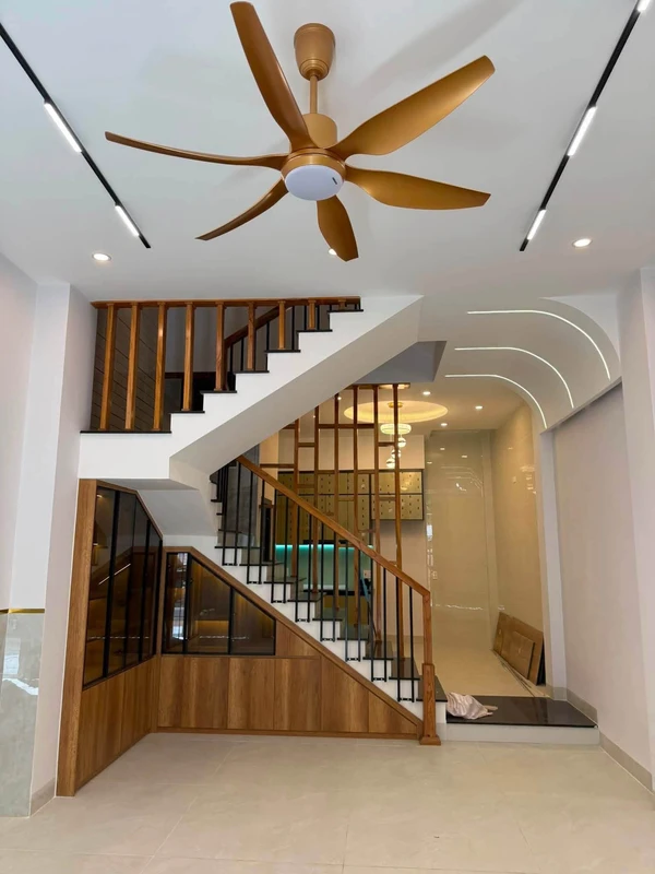 Bán nhà mặt tiền 4 tầng 48.5m² Ghềnh Ráng 6.15 tỷ