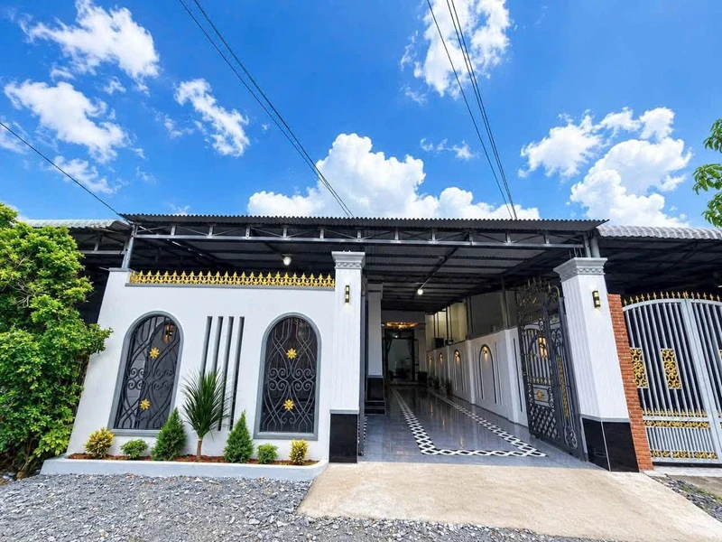 Bán nhà hẻm 56 Trần Phú, Phường Long Hoa, Tây Ninh, 3 phòng ngủ, giá 1,859 tỷ