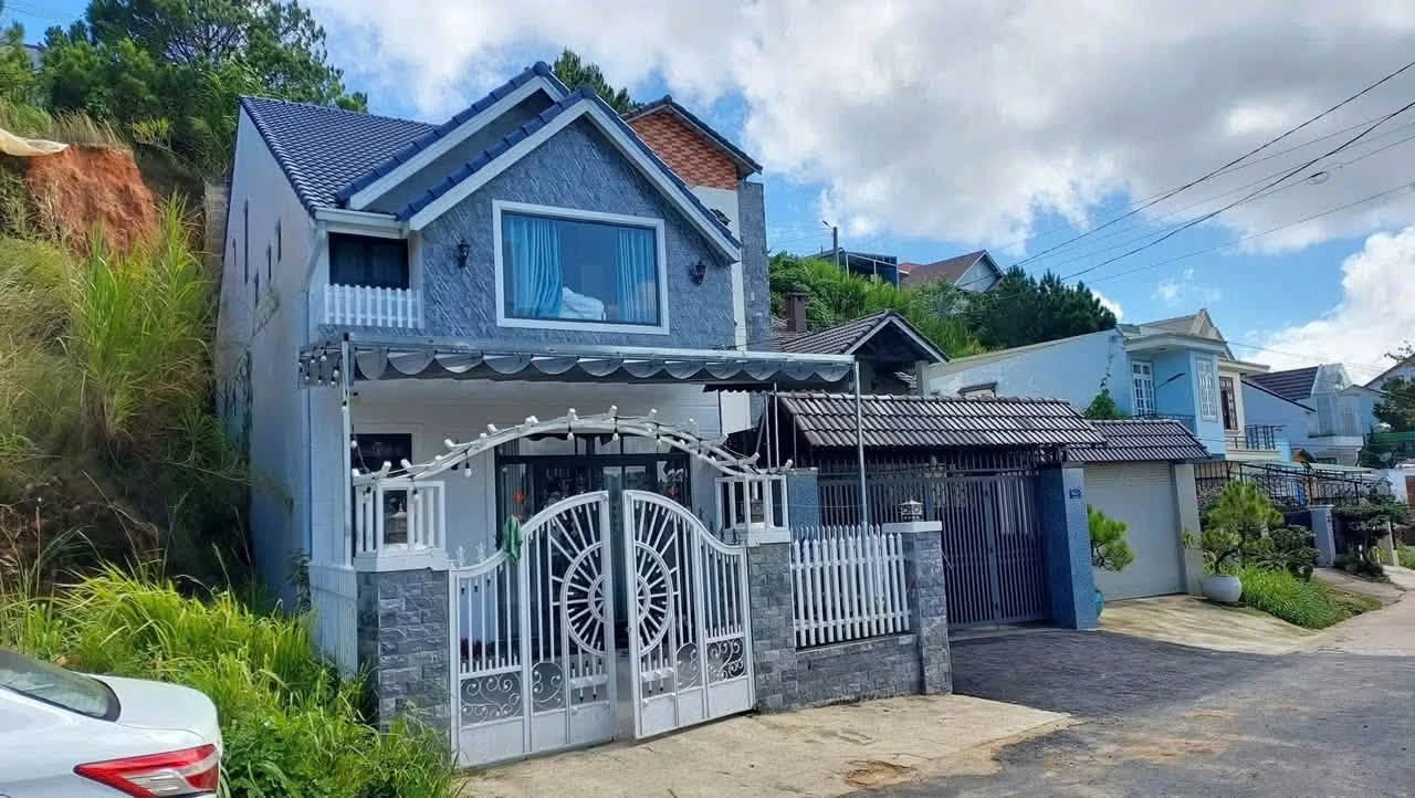 Bán villa 200m² đường Nguyễn Hữu Cảnh, 8.5 tỷ - Ảnh 1