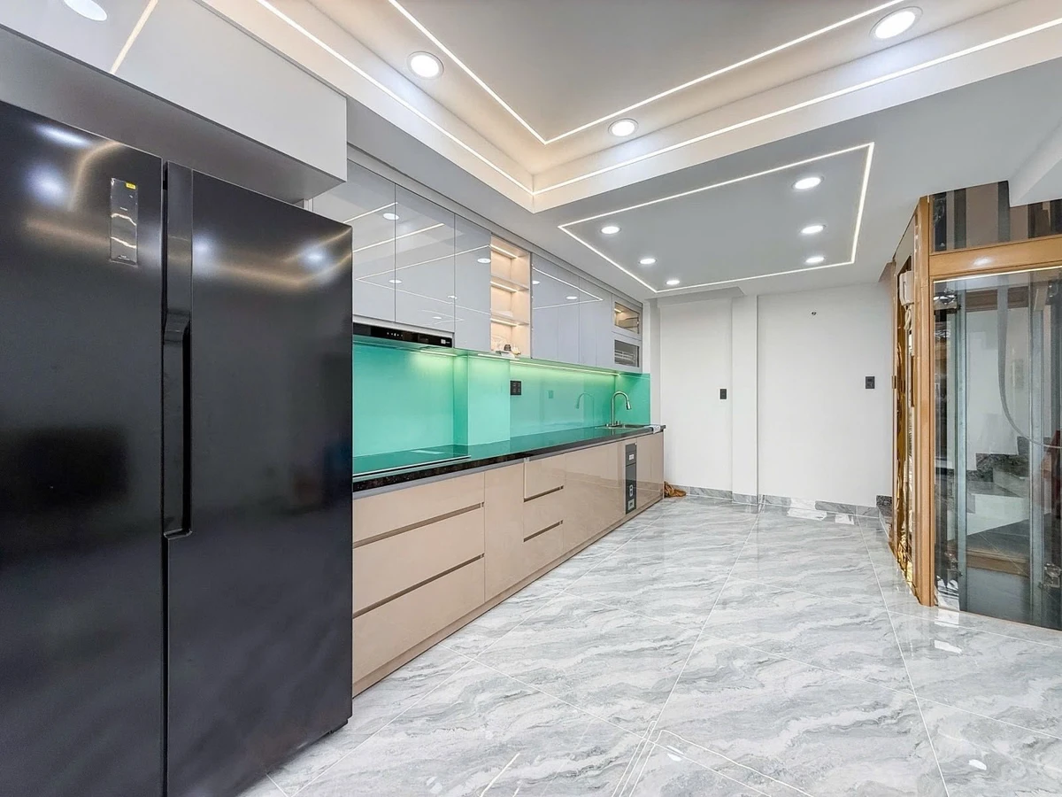 Nhà 6 tầng thang máy 40m² Nơ Trang Long Bình Thạnh 12.7 tỷ - Ảnh thu nhỏ 2