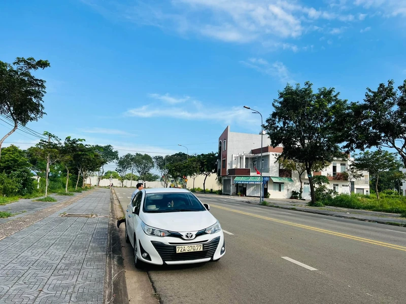 Bán đất 97m² Hoàng Hoa Thám Bà Rịa 3 tỷ 400