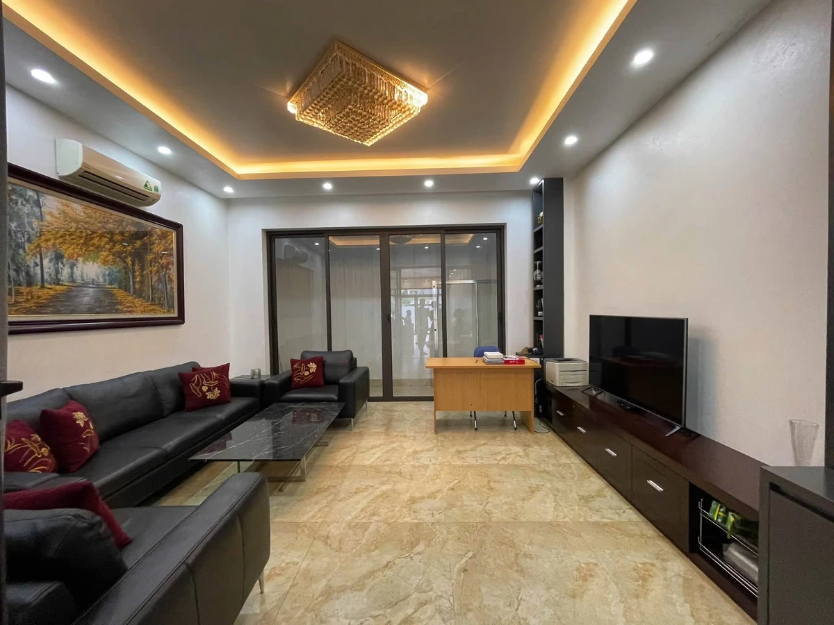 Bán nhà 3 tầng 85m² gần biển Cột 8, Hạ Long 11 tỷ - Ảnh thu nhỏ 2