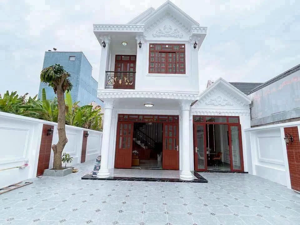 Bán biệt thự mặt tiền Vương Hồng Sến, Rạch Giá, 195m2, 3.49 tỷ - Ảnh thu nhỏ 2