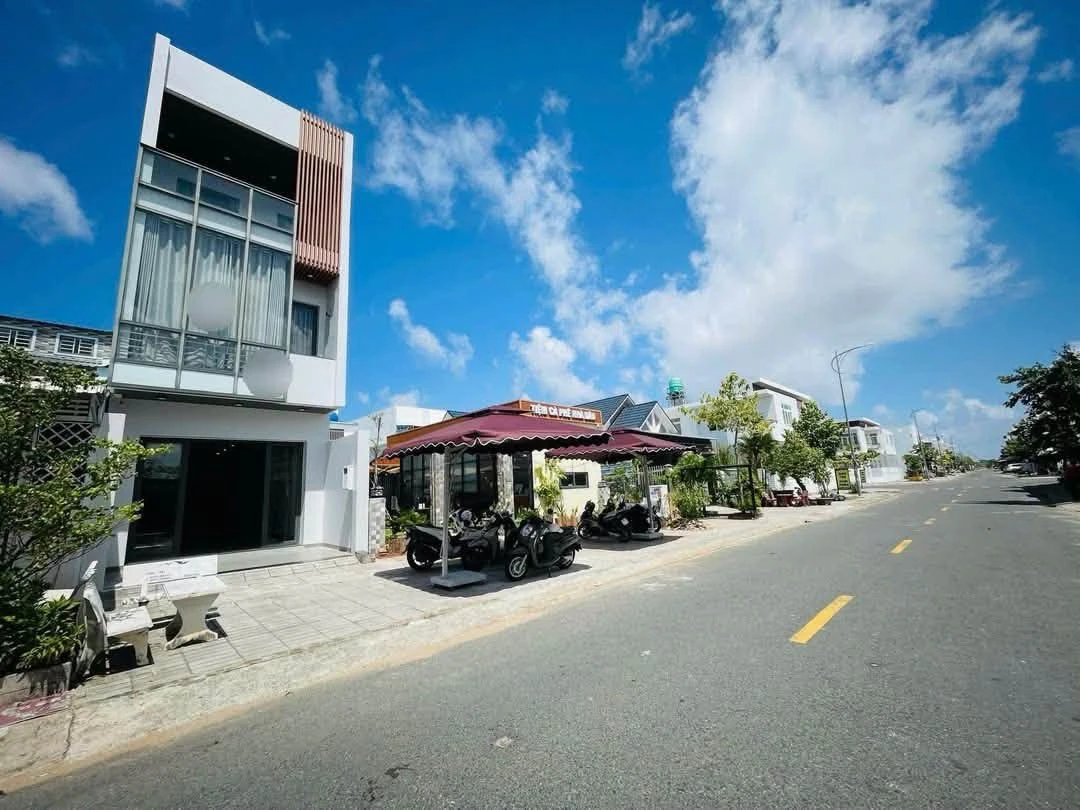 Bán nhà 1 trệt 2 lầu 96,75m², 5PN, Rạch Giá - 3,59 tỷ - Ảnh thu nhỏ 4