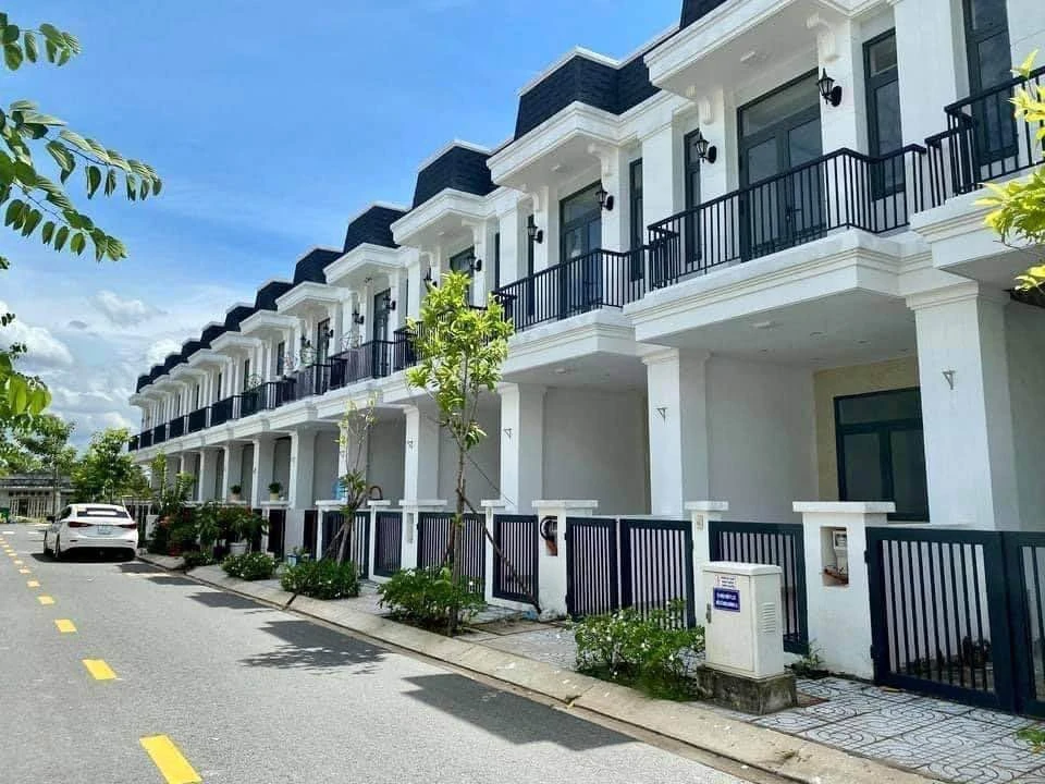 Bán nhà nguyên căn 3PN 76m2 Central Hill 2,79 tỷ - Ảnh 1