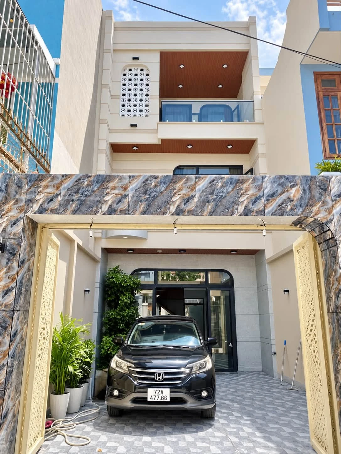 Bán nhà 1 trệt 2 lầu 4 PN 120m2 Vũng Tàu 11,9 tỷ - Ảnh 1