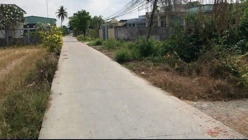 Bán đất 700m2 (300m2 thổ cư) Phước Lợi, Bến Lức, Long An giá 5,9 tỷ