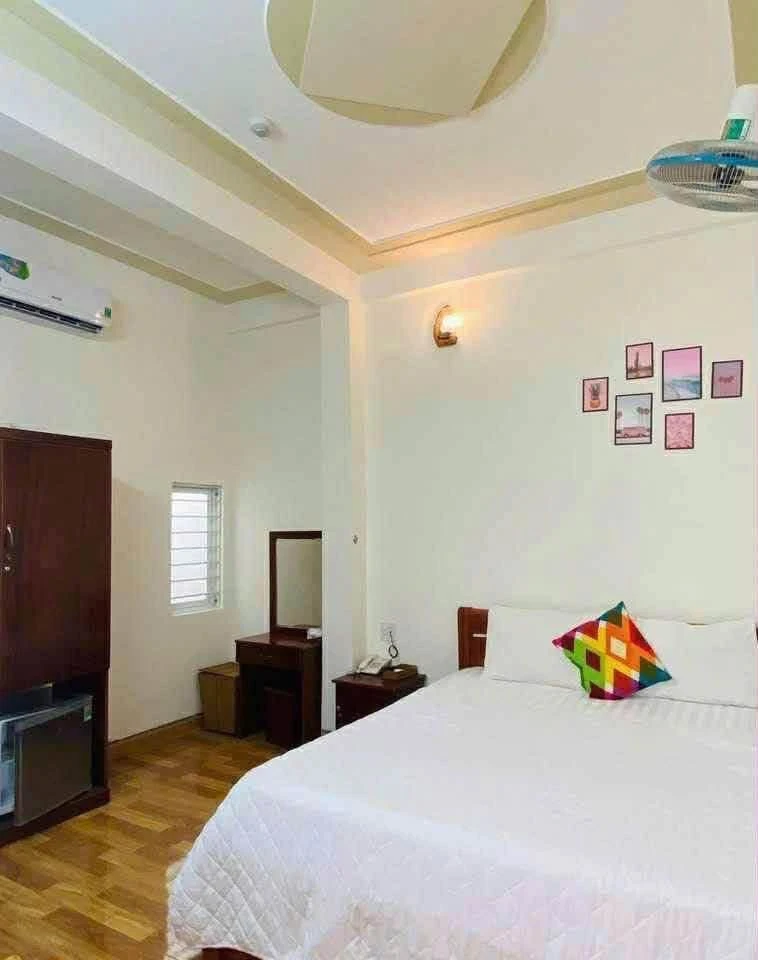Bán nhà mặt tiền Nguyễn Huệ 541m² 14 phòng ngủ Quy Nhơn - Ảnh thu nhỏ 2