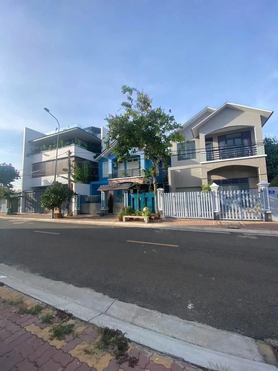 Bán biệt thự 190m² Phường Long Tâm, Bà Rịa, 5 tỷ 5 - Ảnh thu nhỏ 2