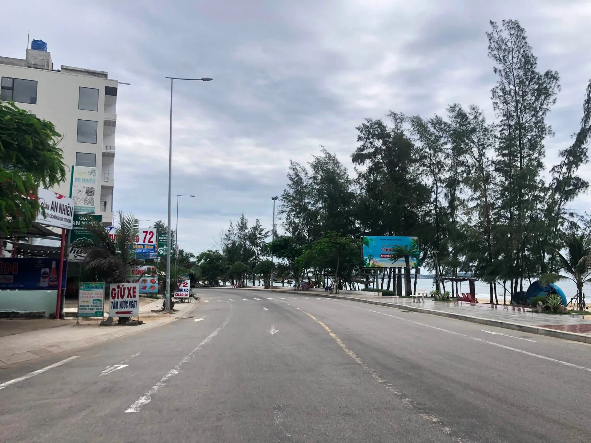 Bán đất Mỹ Khê 6x20m gần khu ẩm thực giá 2 tỷ 50 triệu - Ảnh 1