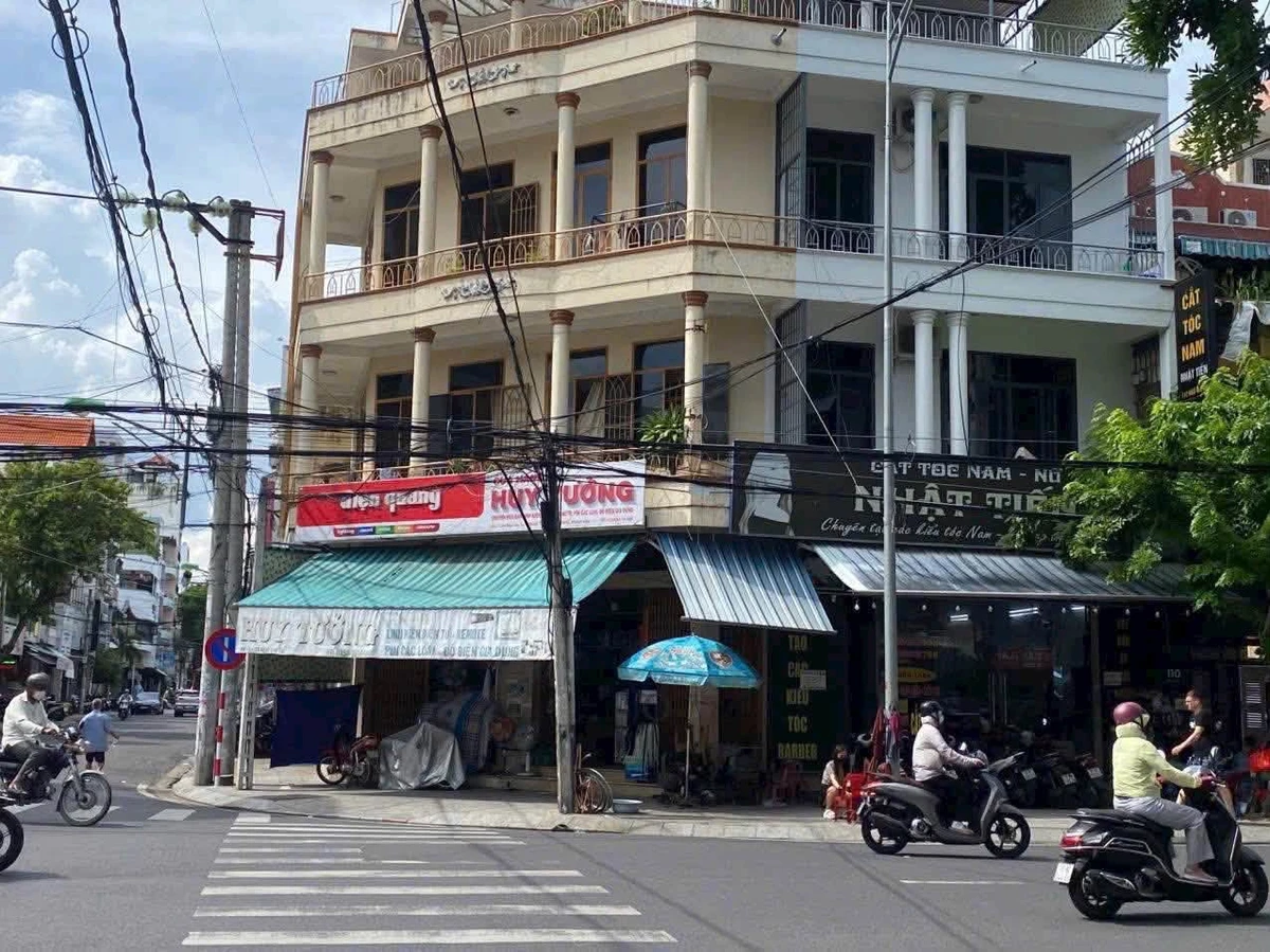 Bán nhà góc 3 tầng 91.5m² Bạch Đằng & Ngô Gia Tự Nha Trang 24.7 tỷ - Ảnh thu nhỏ 4