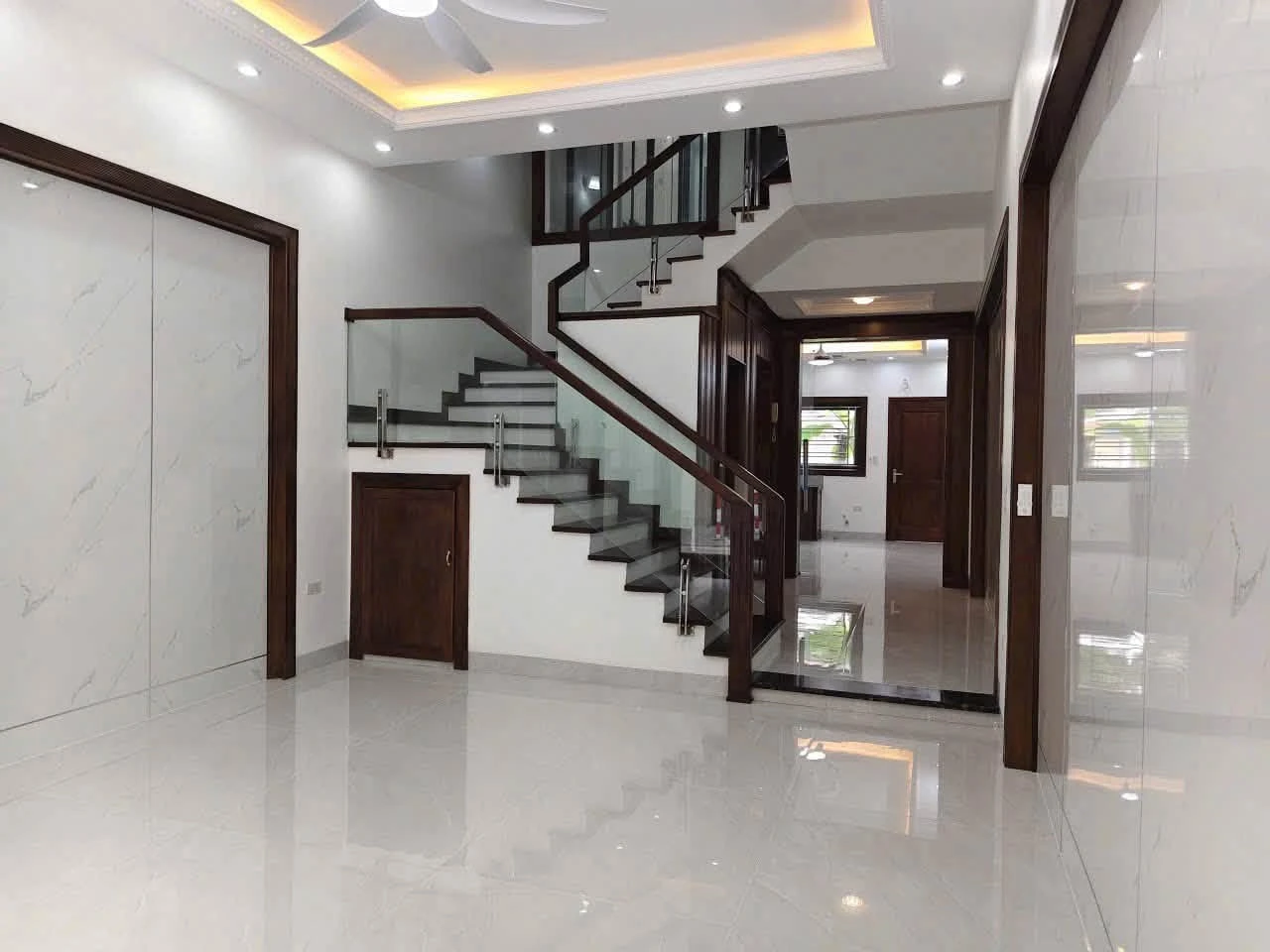 Bán nhà 4 tầng thang máy 67.5m² KĐT An Phú 6.1 tỷ - Ảnh 1