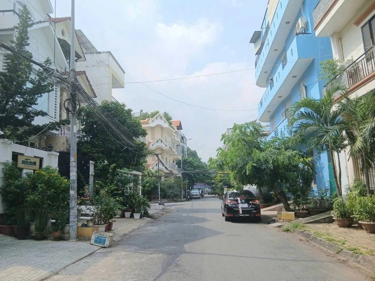 Bán biệt thự 4 tầng 7x18m đường 12m khu Bình Lợi, Bình Thạnh, giá 21,99 tỷ - Ảnh 1