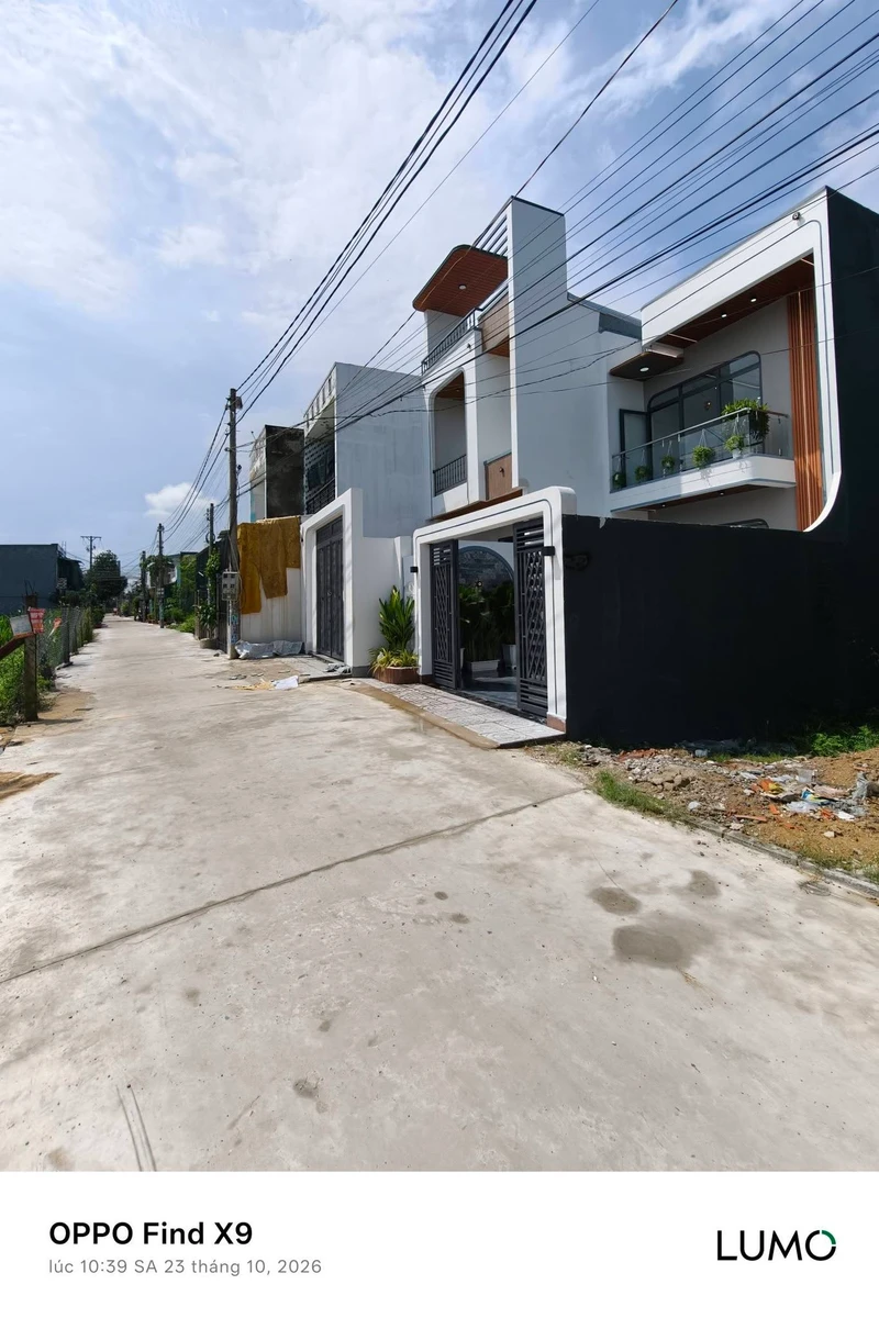 Bán nhà mới 1 trệt 1 lầu 5x18m Mỹ Hạnh Nam Đức Hòa Long An - Ảnh thu nhỏ 2