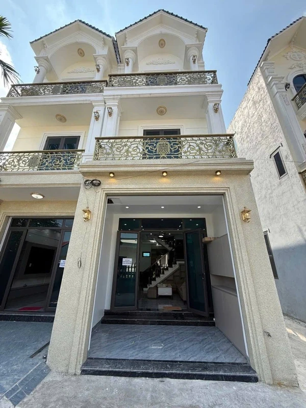 Bán nhà 3 tầng 60m² mặt tiền 5,7m Vân Tra An Đồng 2,6 tỷ