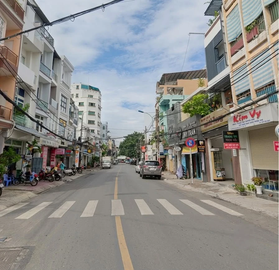 Bán shophouse 120m² 4 tầng Huỳnh Văn Bánh, Tân Bình 11.3 tỷ - Ảnh thu nhỏ 2