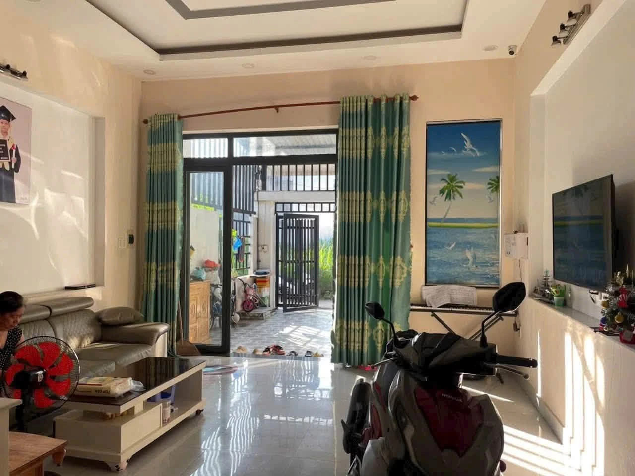 Bán nhà 2PN sân xe hơi 5x23m, giá 2,65 tỷ tại Phú Mỹ - Ảnh 1