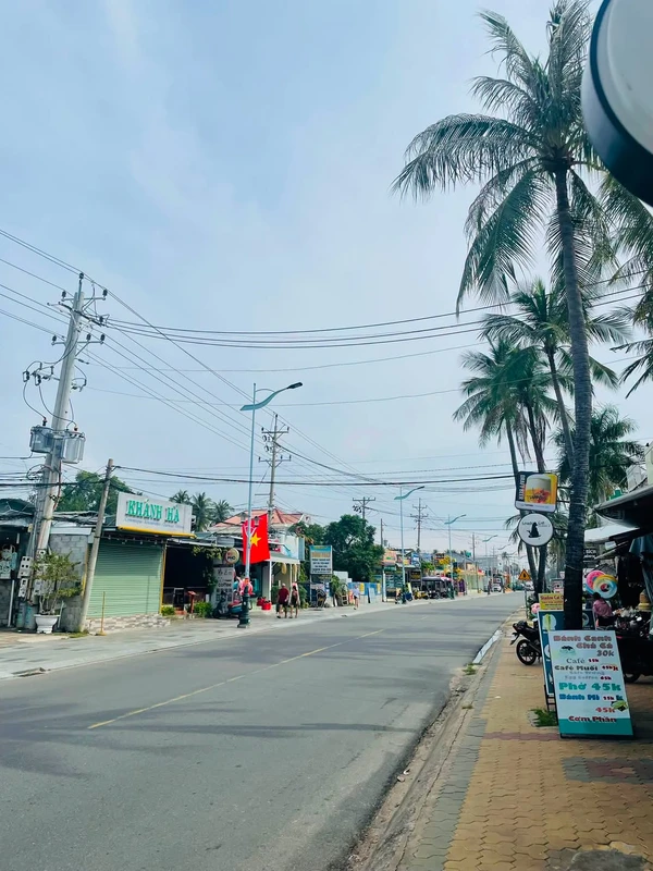 Bán đất 2800m2 có homestay tại Mũi Né, giá 6.8tr/m2