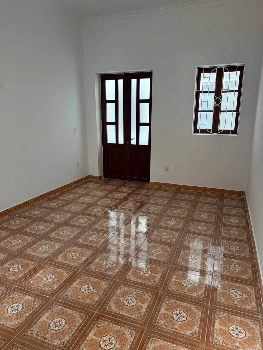 Bán nhà phố Tây Văn Cao 40m² 3 phòng ngủ 2 tỷ 520 triệu - Ảnh thu nhỏ 2
