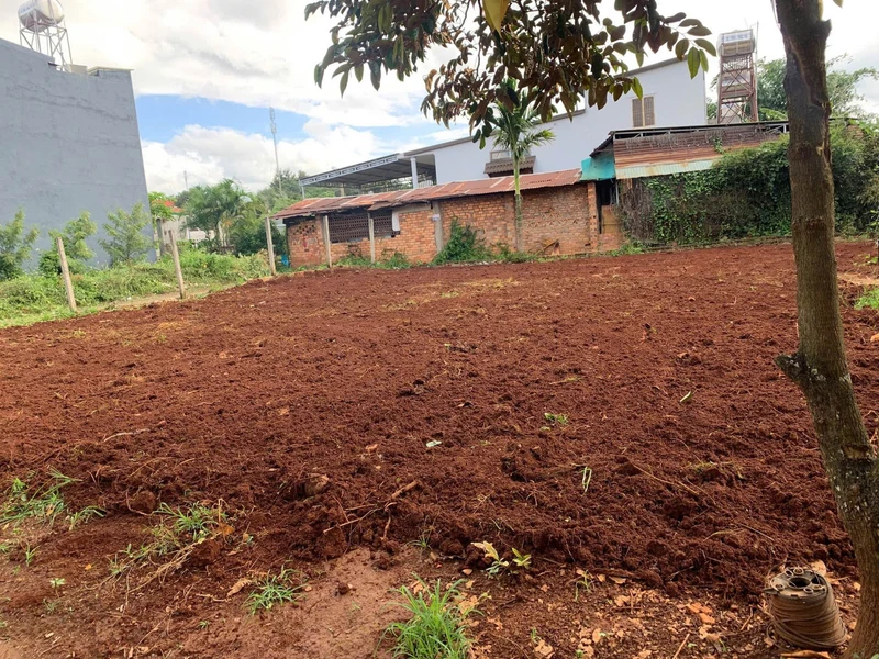 Bán đất thổ cư 5x20m nở hậu hẻm 24 Lương Thế Vinh, Buôn Ma Thuột, giá 2,65 tỷ/lô